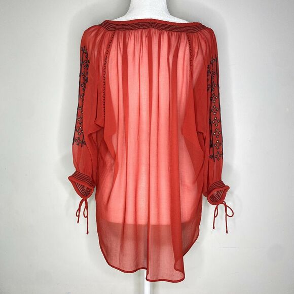 Willow and Clay Red w/ Black Embroidered Balloon‎ Sleeve Top Size 2X - Picture 5 of 7